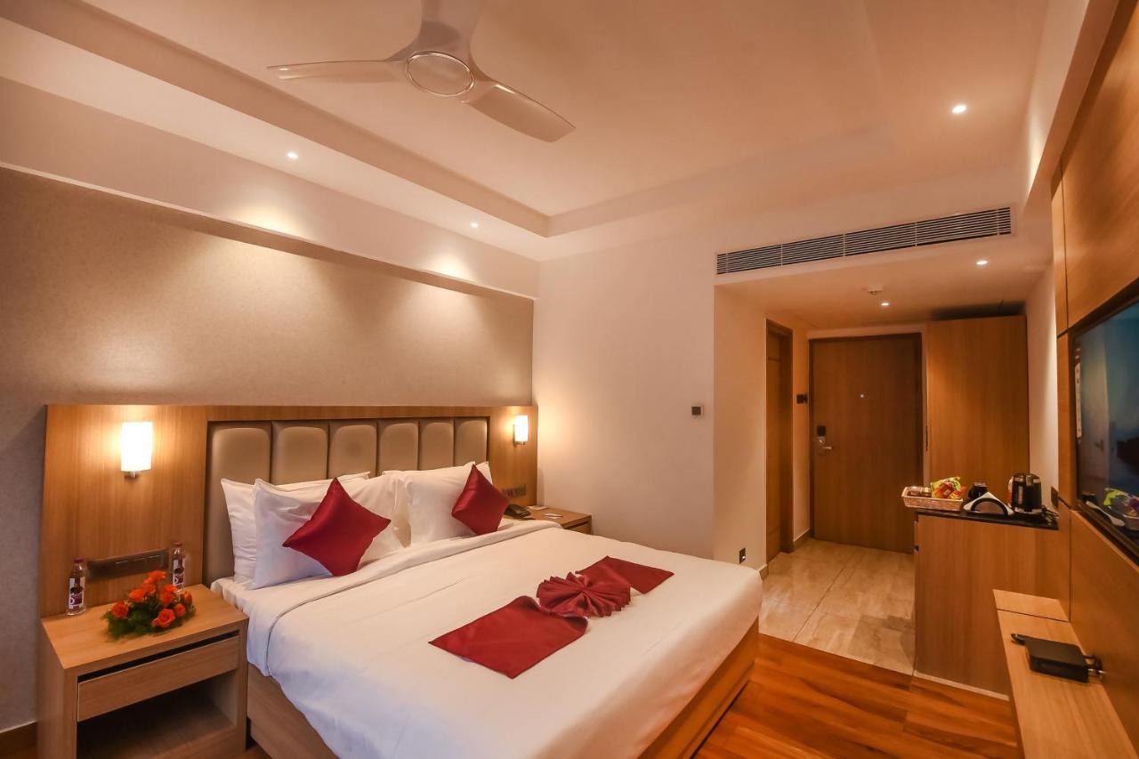 Emerald Clarks Inn Suites مَسّور المظهر الخارجي الصورة