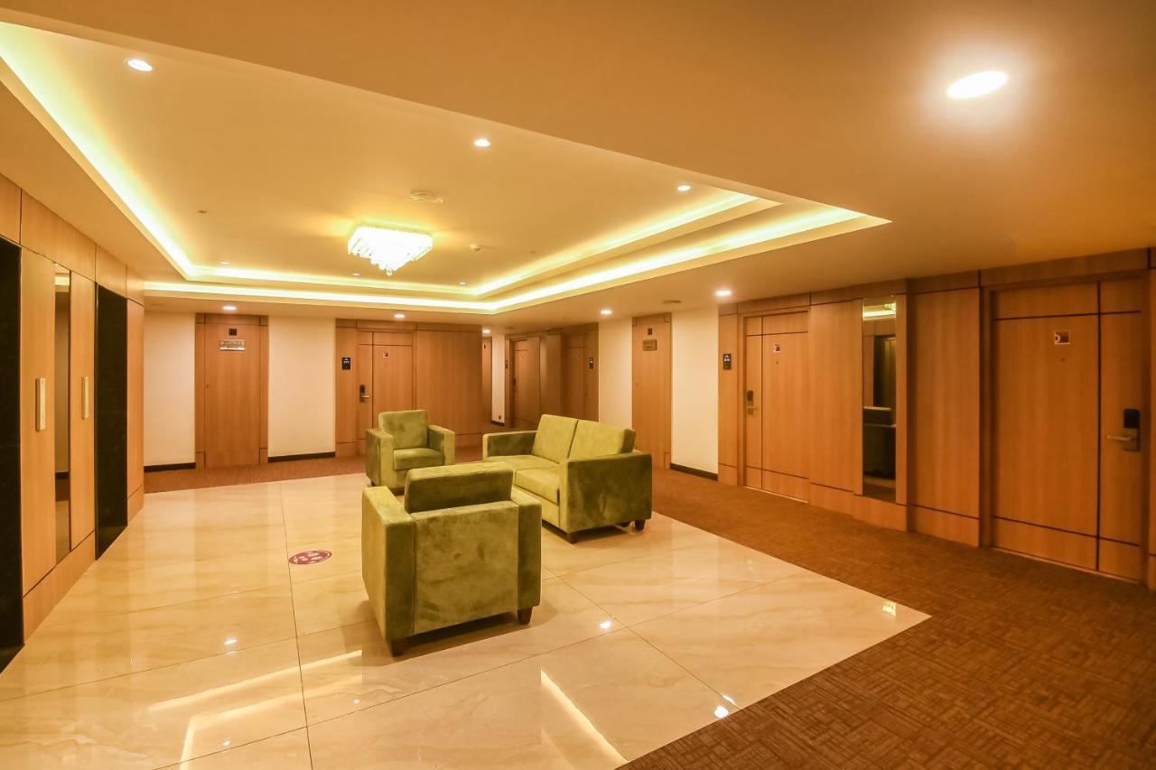 Emerald Clarks Inn Suites مَسّور المظهر الخارجي الصورة