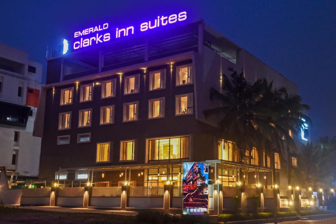 Emerald Clarks Inn Suites مَسّور المظهر الخارجي الصورة